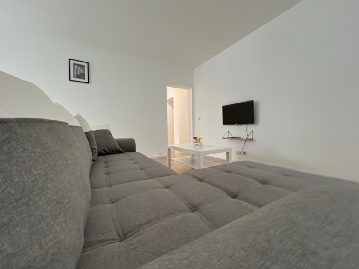 Wauters 77 Bruxelles -Charleroi-Airport Apartment ภายนอก รูปภาพ